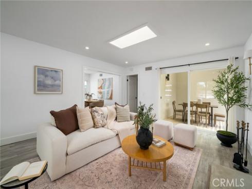 1179  Dorset  , Costa Mesa, CA