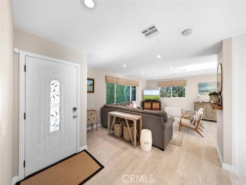 3217  Montana  , Costa Mesa, CA