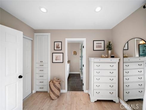 3217  Montana  , Costa Mesa, CA