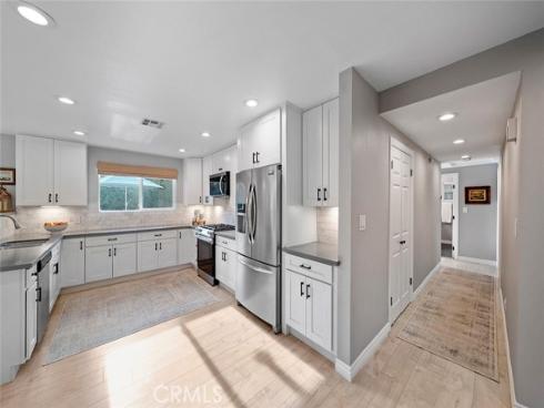 3217  Montana  , Costa Mesa, CA