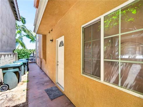 137 The Masters Circle , Costa Mesa, CA