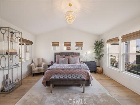 255  Mesa  , Costa Mesa, CA