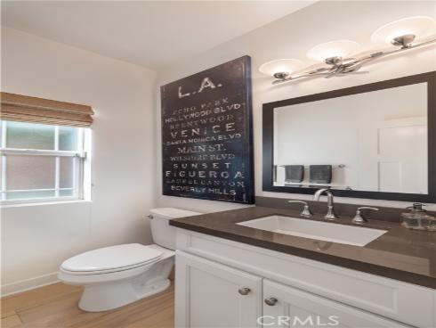 255  Mesa  , Costa Mesa, CA