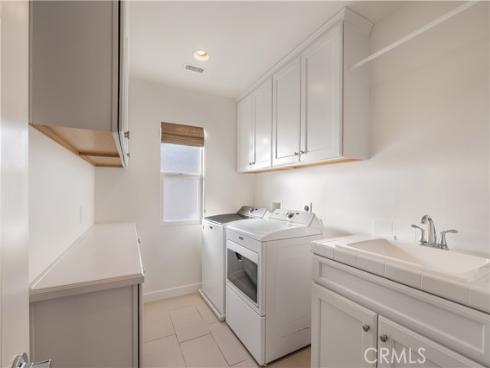 255  Mesa  , Costa Mesa, CA