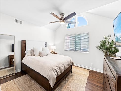 754  Joann  B , Costa Mesa, CA