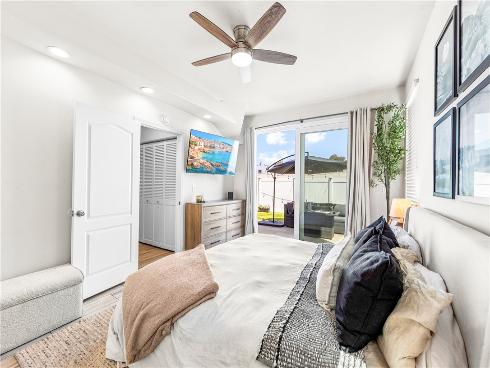 754  Joann  B , Costa Mesa, CA