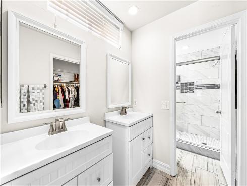 754  Joann  B , Costa Mesa, CA