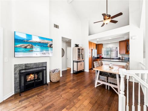 754  Joann  B , Costa Mesa, CA