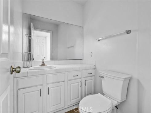 2626  Santa Ana  2  Avenue, Costa Mesa, CA