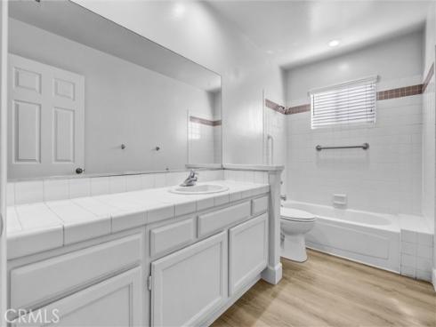 2626  Santa Ana  2  Avenue, Costa Mesa, CA