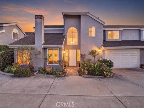 2626 Santa Ana 2 Avenue, Costa Mesa, CA