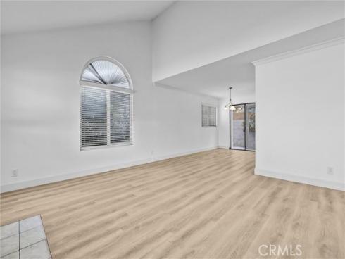 2626  Santa Ana  2  Avenue, Costa Mesa, CA