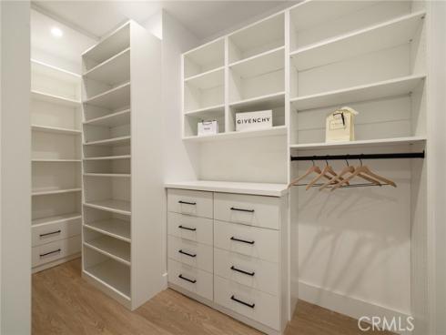 161  Cecil  B  Place, Costa Mesa, CA