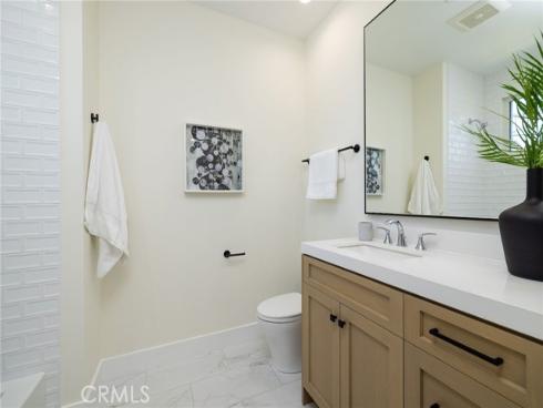 161  Cecil  B  Place, Costa Mesa, CA