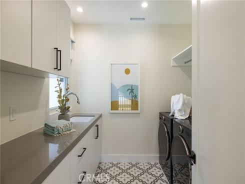 161 Cecil #b Place, Costa Mesa, CA