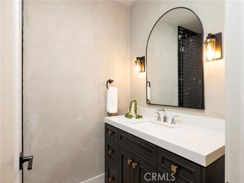 161 Cecil #b Place, Costa Mesa, CA