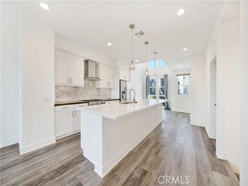 1658 Topanga , Costa Mesa, CA