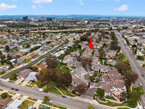 923 Hyde Court, Costa Mesa, CA