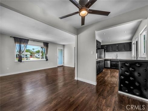 3132 Samoa , Costa Mesa, CA