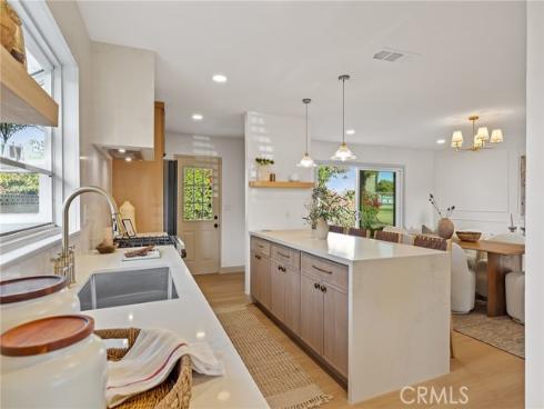 3268 Michigan , Costa Mesa, CA