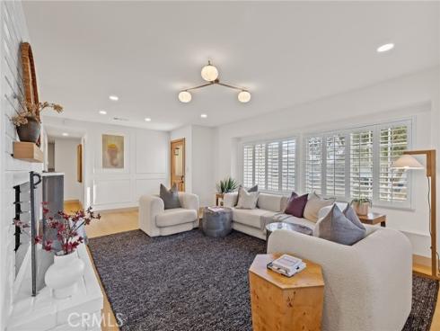 3268 Michigan , Costa Mesa, CA