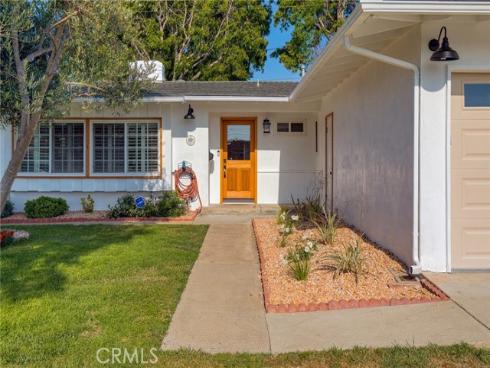 3268 Michigan , Costa Mesa, CA
