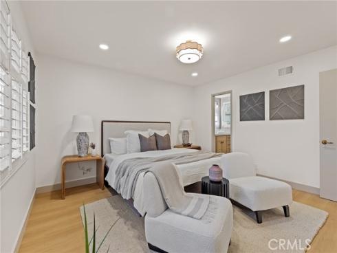 3268 Michigan , Costa Mesa, CA