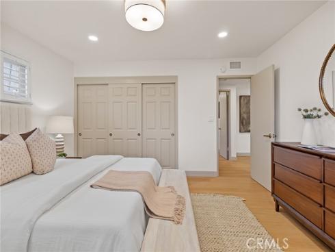 3268 Michigan , Costa Mesa, CA