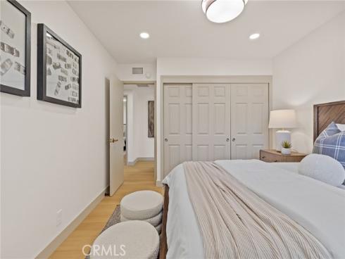 3268 Michigan , Costa Mesa, CA