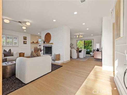3268 Michigan , Costa Mesa, CA