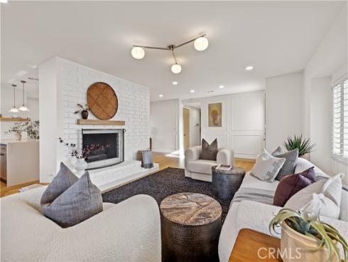3268 Michigan , Costa Mesa, CA