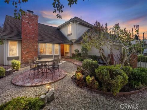 1104 Dennis Drive , Costa Mesa, CA