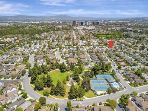 1104 Dennis Drive , Costa Mesa, CA