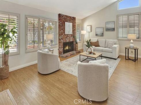 1104 Dennis Drive , Costa Mesa, CA