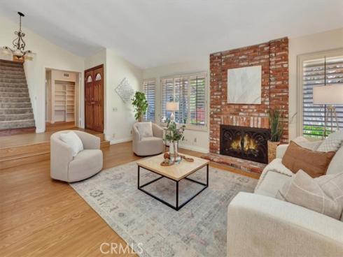 1104 Dennis Drive , Costa Mesa, CA