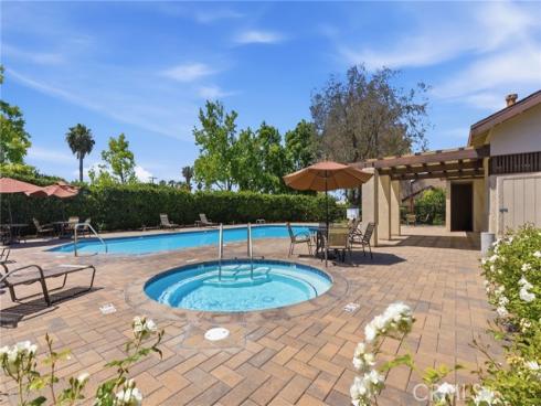 905 Hyde Court, Costa Mesa, CA