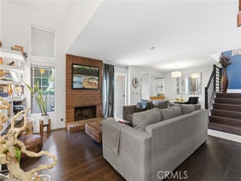 905 Hyde Court, Costa Mesa, CA
