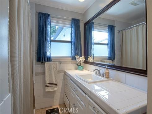 1925 Fullerton Avenue, Costa Mesa, CA