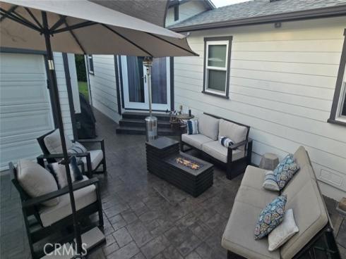 1925 Fullerton Avenue, Costa Mesa, CA