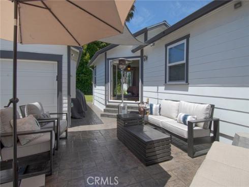 1925 Fullerton Avenue, Costa Mesa, CA