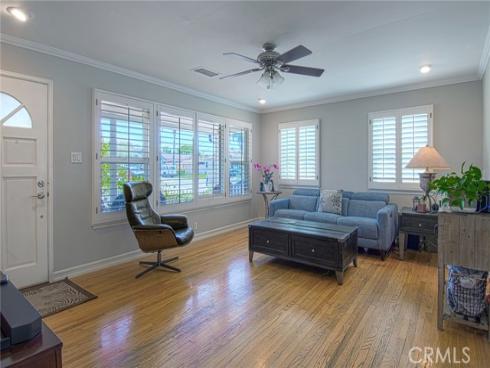1925 Fullerton Avenue, Costa Mesa, CA