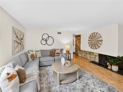 2825 Shantar , Costa Mesa, CA