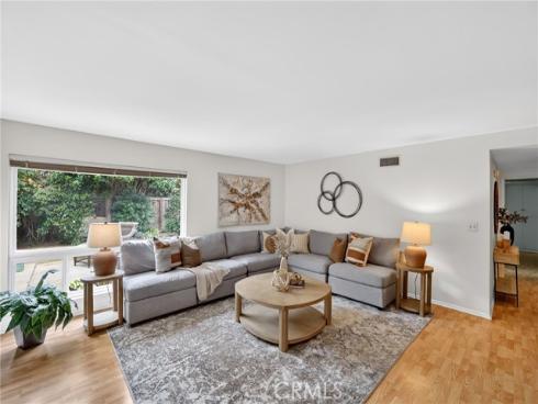 2825 Shantar , Costa Mesa, CA
