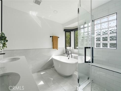 3000 Country Club Drive, Costa Mesa, CA