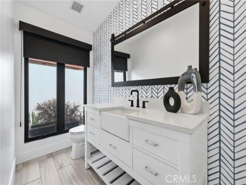 3000 Country Club Drive, Costa Mesa, CA