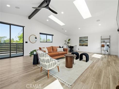 3000 Country Club Drive, Costa Mesa, CA