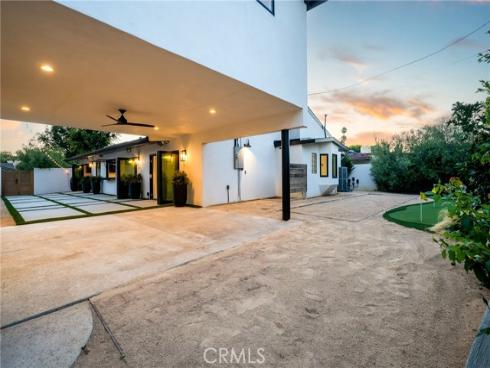 3000 Country Club Drive, Costa Mesa, CA