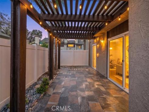 911 Van Ness Court, Costa Mesa, CA