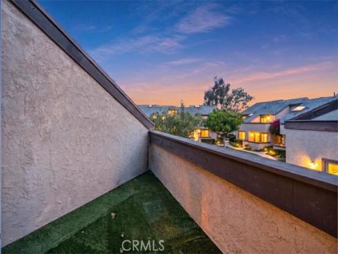 911 Van Ness Court, Costa Mesa, CA