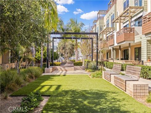 645 W 17th , Costa Mesa, CA
